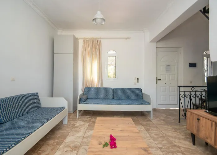 Markella Maisonette Complex アパート *